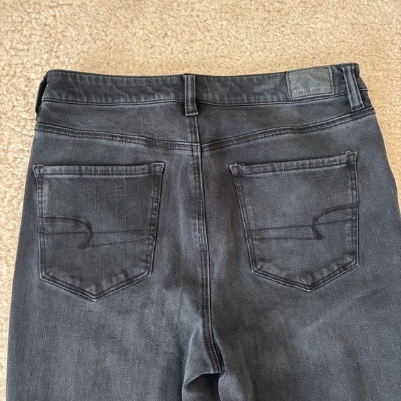 American Eagle Black Distressed Denim Jeans - Picture 9 of 9